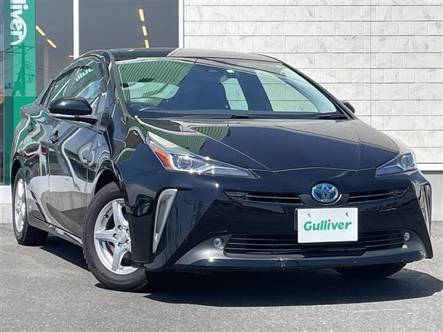 プリウス1.8 S セーフティ プラスII E-Four 4WD