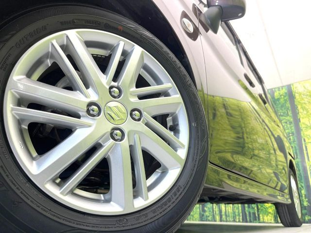 �y15�C���`�A���~�z�C�[���z�O�ςɃ}�b�`�����A���~�z�C�[���𑕒����Ă���܂��B�e��A���~�z�C�[����A�X�^�b�h���X�^�C�����戵�����Ă���܂��B���񂲑��k����������