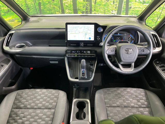 ヴォクシー1.8 ハイブリッド S-Z