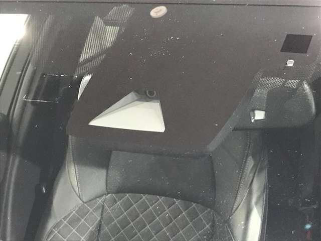 C-HRハイブリッド 1.8 G モード ネロ セーフティ プラスIII