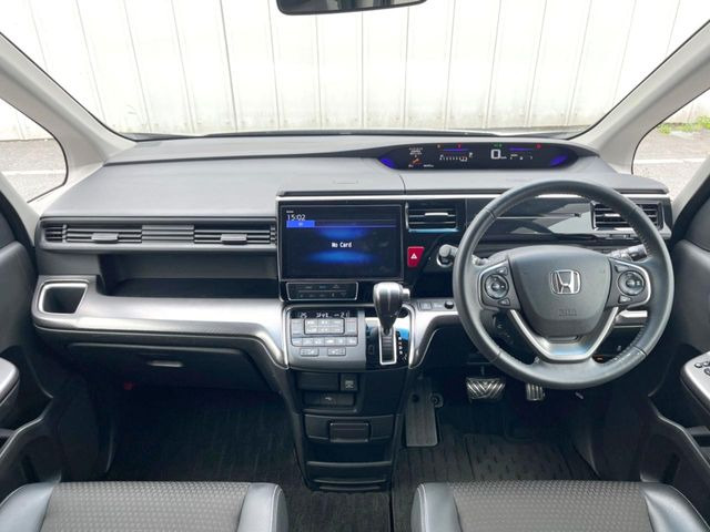 ステップワゴン1.5 スパーダ クールスピリット ホンダ センシング