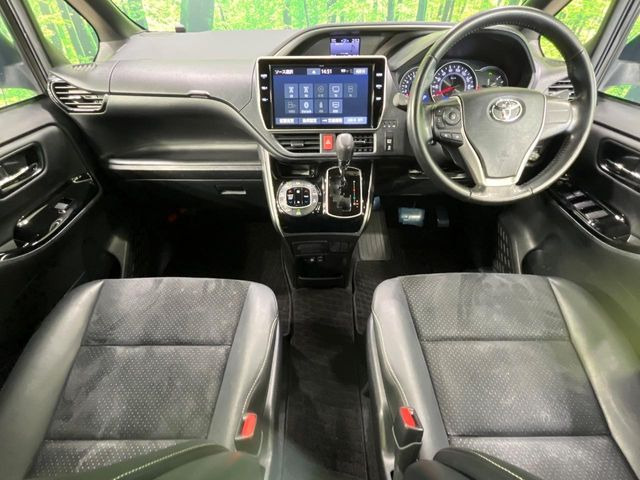 ヴォクシー2.0 ZS 煌III