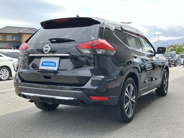 エクストレイル2.0 20Xi 4WD