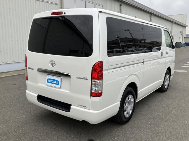 ハイエースバン