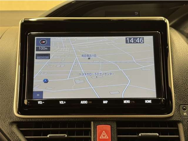 ノア1.8 ハイブリッド Si W×B II