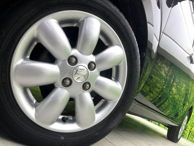�y����14�C���`�A���~�z�C�[���z�O�ςɃ}�b�`���������A���~�z�C�[���𑕒����Ă���܂��B�e��ЊO�A���~�z�C�[����A�X�^�b�h���X�^�C�����戵�����Ă���܂��B���񂲑��k����������