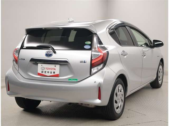 アクア1.5 S スタイルブラック