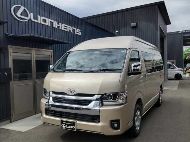 ハイエース2.7 グランドキャビン 4WD