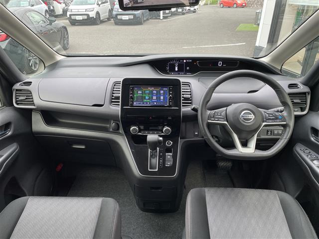 セレナ2.0 ハイウェイスターV