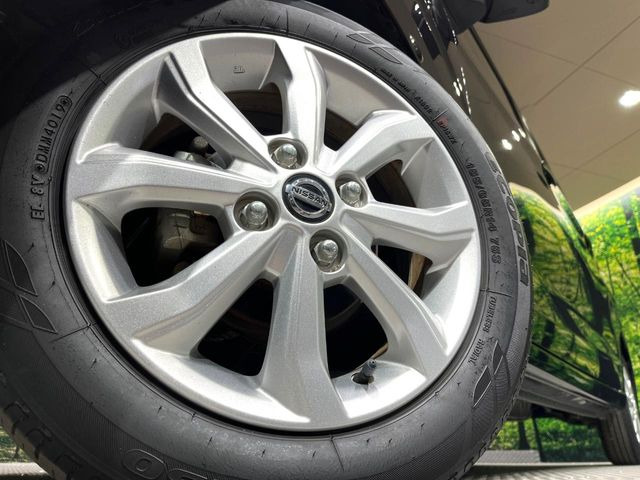 �y�����A���~�z�C�[���z�O�ςɃ}�b�`���������A���~�z�C�[���𑕒����Ă���܂��B�e��ЊO�A���~�z�C�[����A�X�^�b�h���X�^�C�����戵�����Ă���܂��B���񂲑��k����������