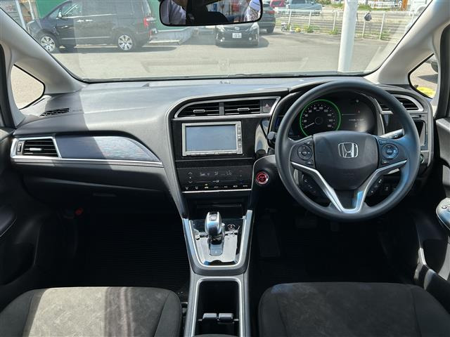 シャトル1.5 ハイブリッド ホンダセンシング