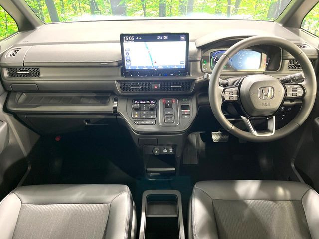 ステップワゴン2.0 e:HEV スパーダ