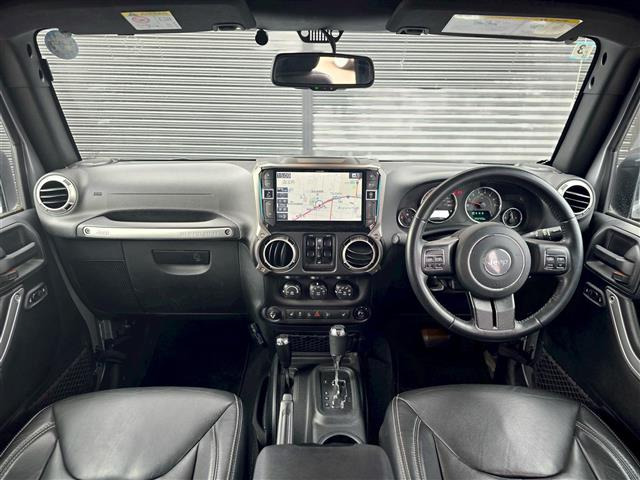 ラングラーアンリミテッド サハラ 4WD