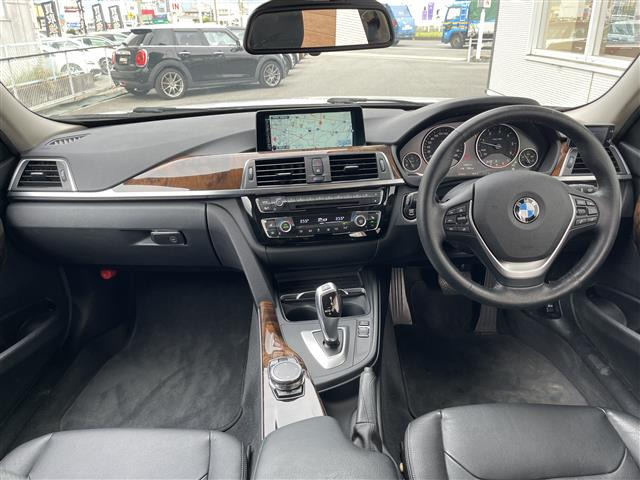 3シリーズツーリング320d