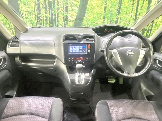 セレナ2.0 ハイウェイスター S-HYBRID