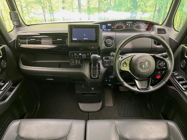 N-BOXカスタムL ターボ