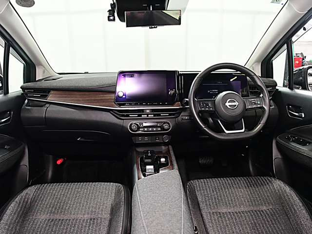 ノートオーラ1.2 G FOUR 4WD