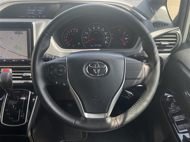 ヴォクシー2.0 ZS 煌III