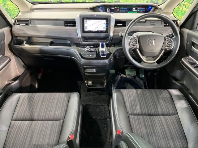 フリード+1.5 ハイブリッド EX