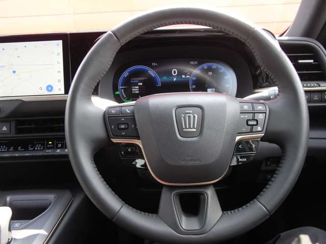 クラウンクロスオーバー2.5 G レザー パッケージ E-Four 4WD