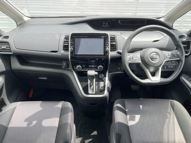 セレナ2.0 ハイウェイスター VセレクションII