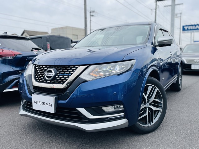 エクストレイル2.0 AUTECH ハイブリッド 4WD