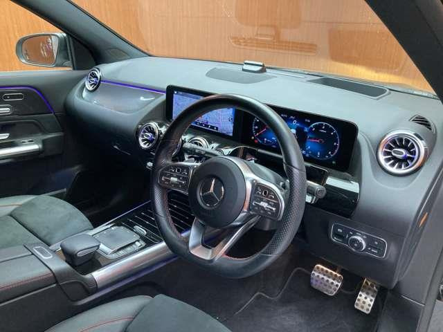 GLAクラスGLA200d 4マチック AMGライン 4WD