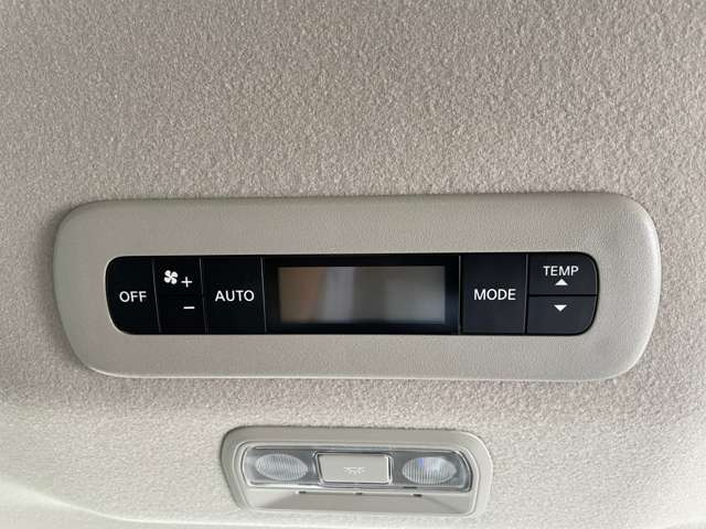 セレナ1.4 e-POWER ハイウェイスターV