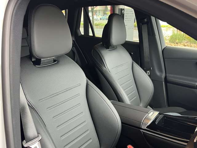 GLC220d 4マチック (ISG) AMGラインパッケージ  4WD