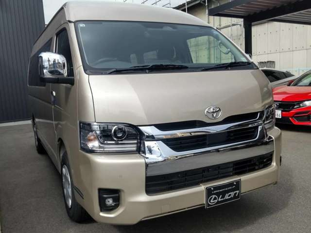 ハイエース2.7 グランドキャビン 4WD