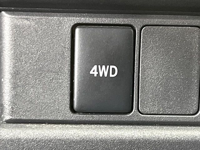 4WD�̂��Ԃł��̂ŁA�ᓹ�ł����S�ł���~��n�n��ɂ��Z�܂��̕��ȊO�ɂ��A�E�B���^�[�X�|�[�c����̕���~��n��֋A�Ȃ����@�������ɂ���������!
