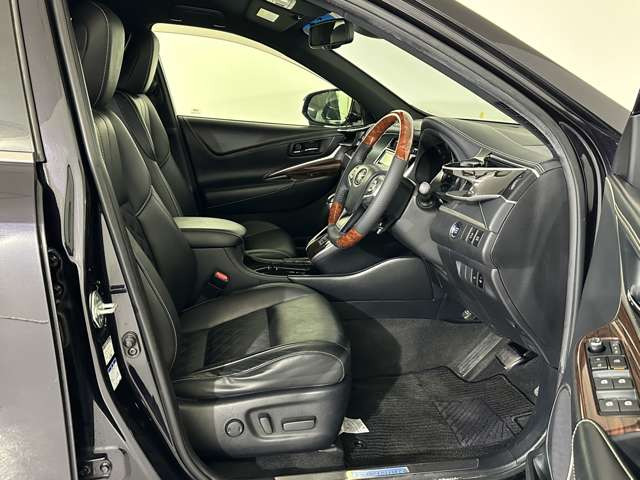 ハリアー2.0 プレミアム 4WD