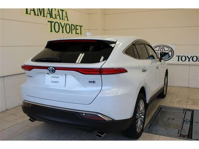 ハリアー2.5 ハイブリッド E-Four Z レザーパッケージ 4WD