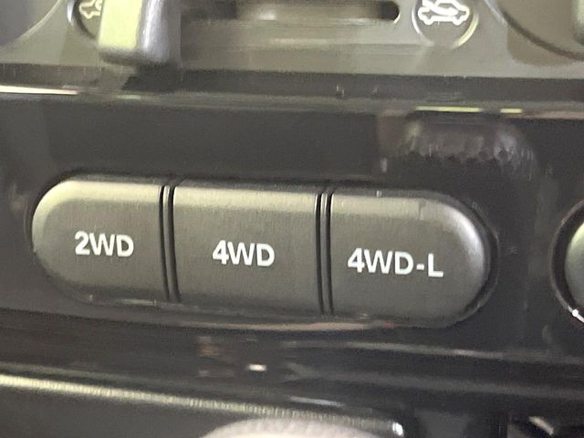 4WD�̂��Ԃł��̂ŁA�ᓹ�ł����S�ł���~��n�n��ɂ��Z�܂��̕��ȊO�ɂ��A�E�B���^�[�X�|�[�c����̕���~��n��֋A�Ȃ����@�������ɂ���������!