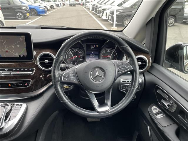 VクラスV220d アバンギャルド ロング