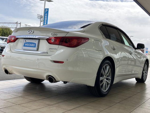 スカイライン2.0 200GT-t タイプP クール エクスクルーシブ