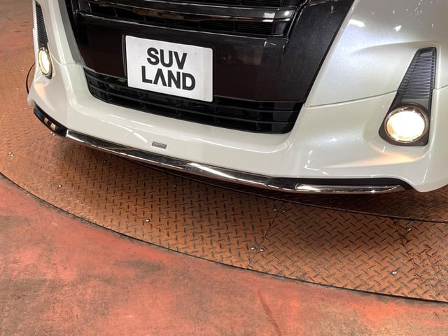 ノア1.8 ハイブリッド Si W×B