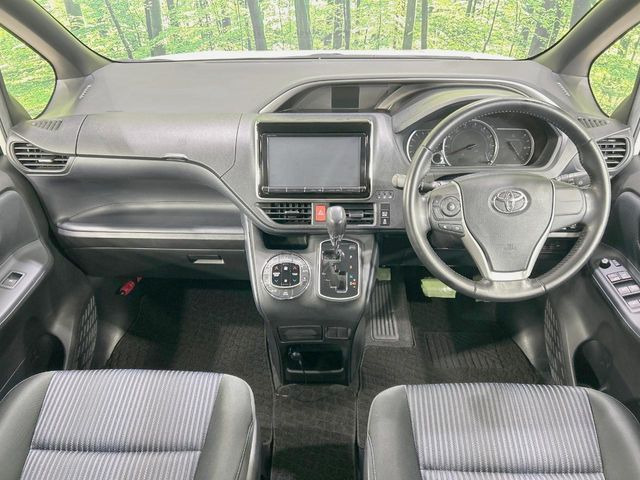 ヴォクシー2.0 ZS 煌