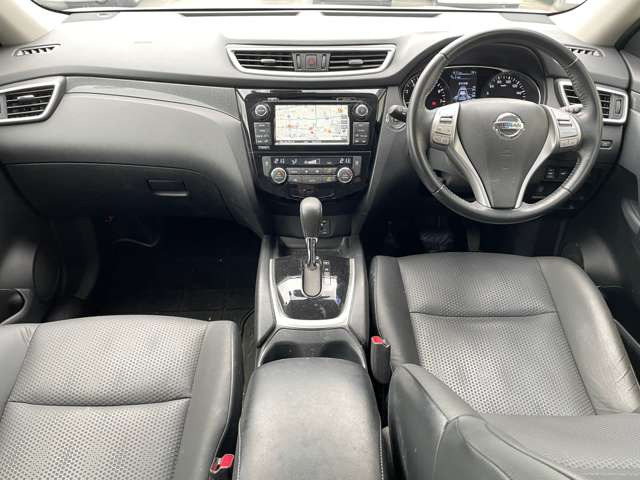 エクストレイル2.0 20Xt エマージェンシーブレーキパッケージ 4WD 3列車