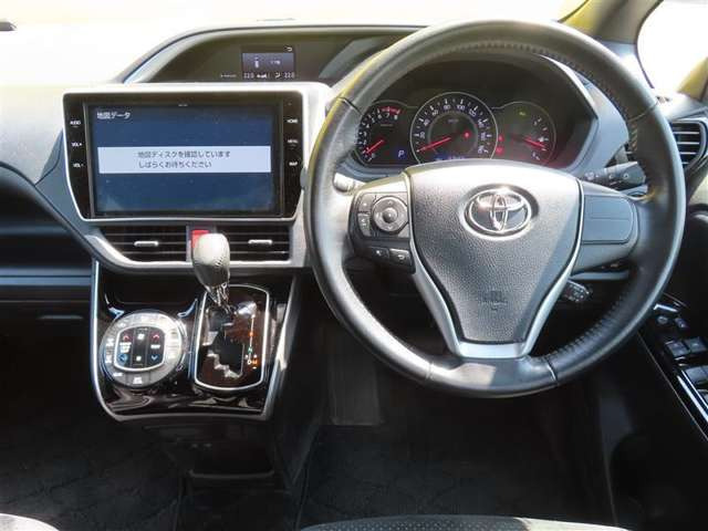 ヴォクシー2.0 ZS 煌III