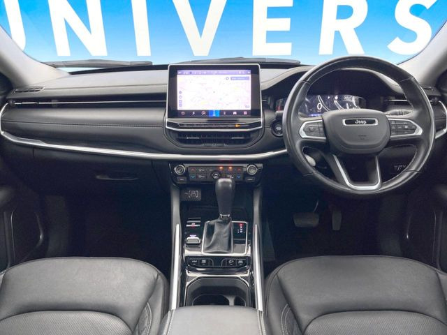 コマンダー2.0 リミテッド ディーゼル 4WD