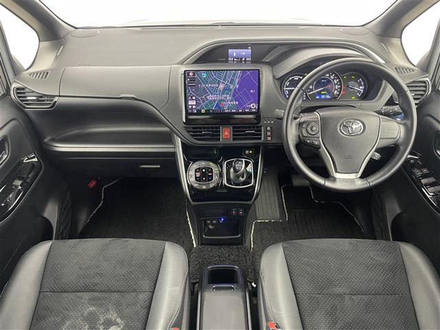 ヴォクシー1.8 ハイブリッド ZS 煌III