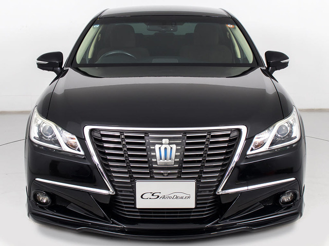 クラウンハイブリッド 2.5 ロイヤルサルーン