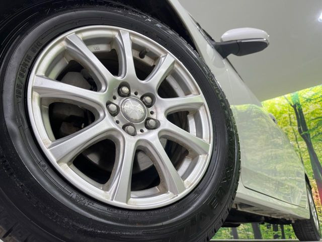 �y15�C���`�A���~�z�C�[���z�O�ςɃ}�b�`�����A���~�z�C�[���𑕒����Ă���܂��B�e��A���~�z�C�[����A�X�^�b�h���X�^�C�����戵�����Ă���܂��B���񂲑��k����������