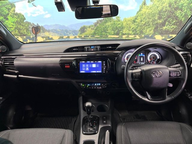 ハイラックス2.4 Z ブラック ラリー エディション ディーゼル 4WD