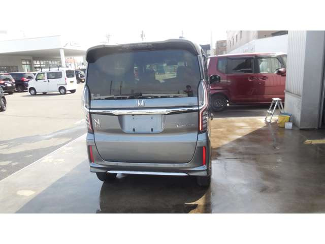 N-BOXカスタムL 4WD