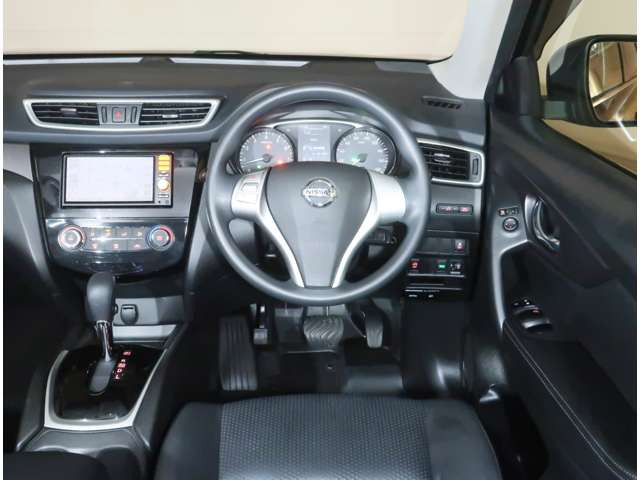 エクストレイル2.0 20S エマージェンシーブレーキパッケージ  4WD