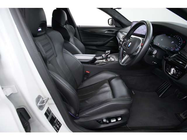 M5コンペティション4.4 4WD