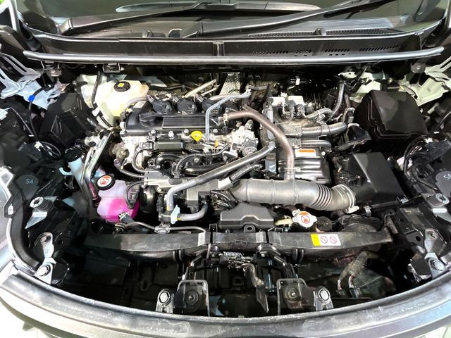 親切・丁寧な専門メカニックスタッフが応対!・車検・点検整備・事故等の修理などアフターサービスも安心。お車のカスタマイズもネクステージのサービススタッフまでご相談ください!