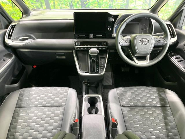 ヴォクシー1.8 ハイブリッド S-Z